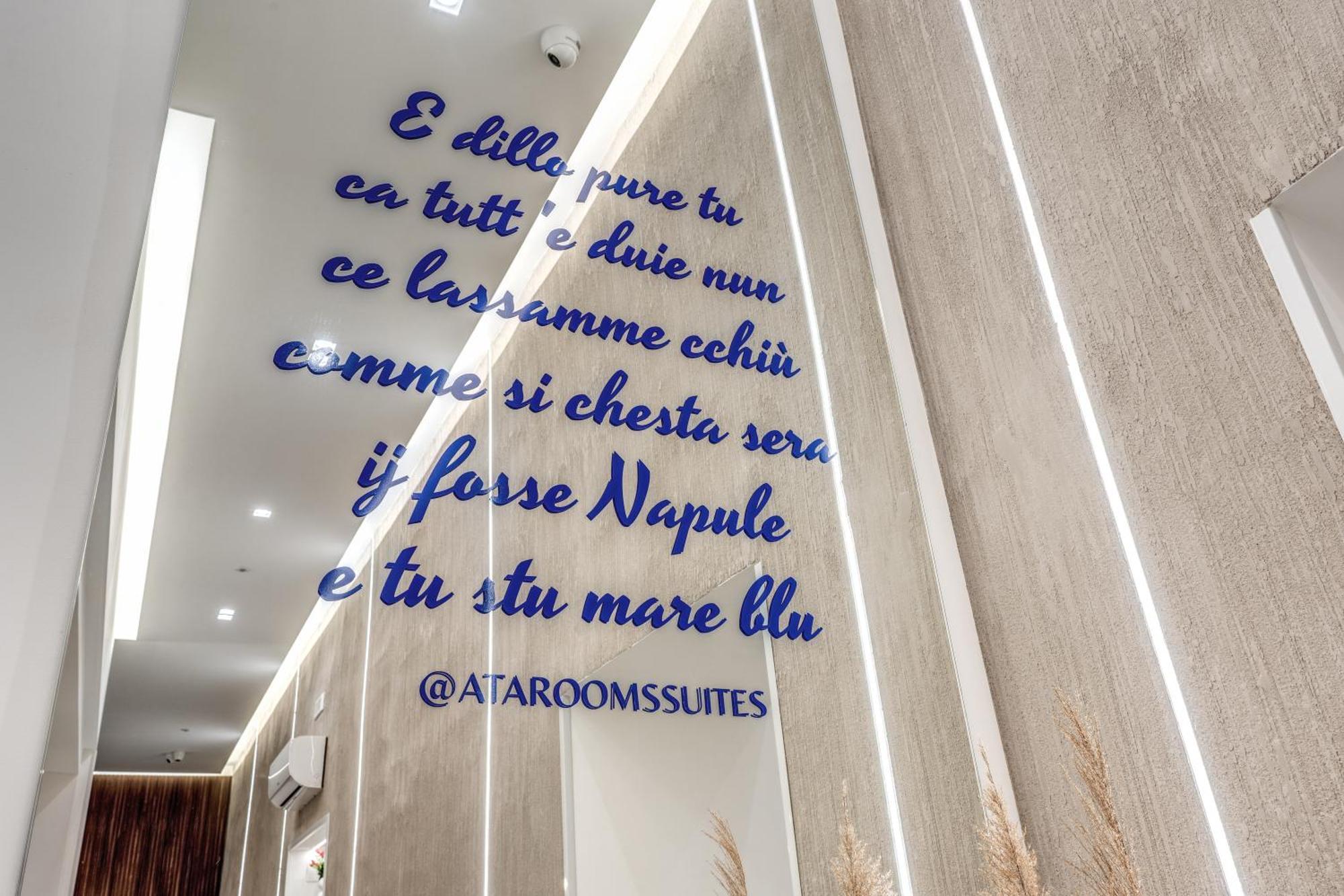 Atarooms Suites Napoli Extérieur photo