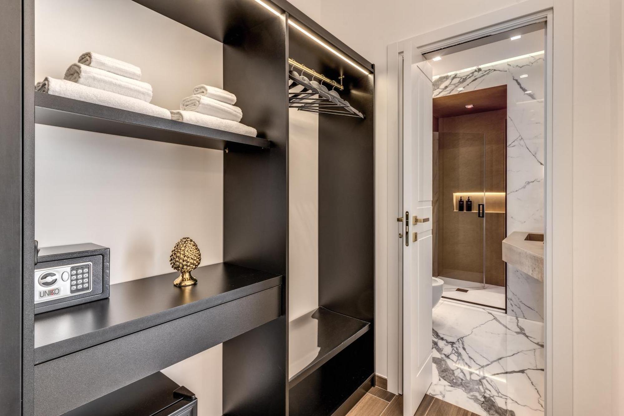 Atarooms Suites Napoli Extérieur photo